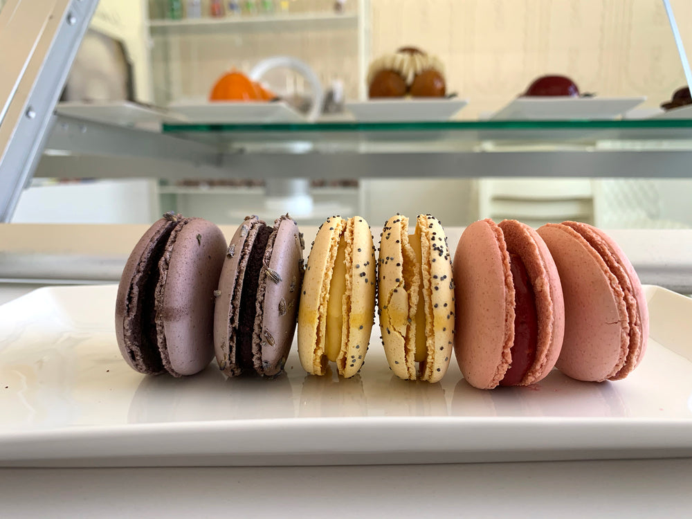 
                  
                    Load image into Gallery viewer, Box of 6 Macarons - Exotic
                  
                